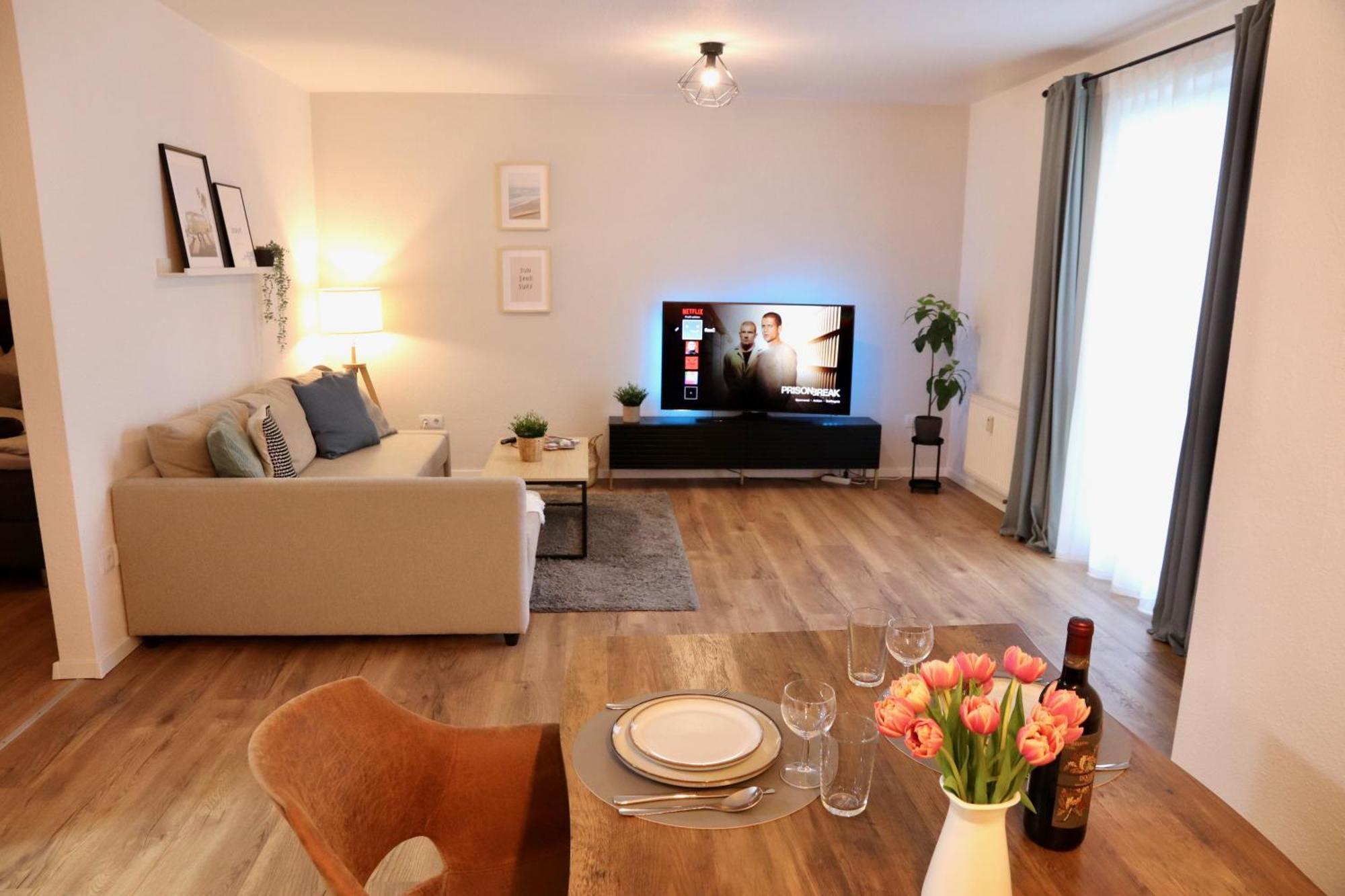 Geraeumiges 2R City-Apartment Uninaehe Mit Tv Streaming, Terrasse Магдебург Екстер'єр фото